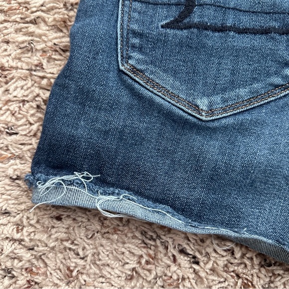 American Eagle Distressed High Rise Blue Denim Cutoff Shorts Women’s Size 2 - Picture 11 of 14